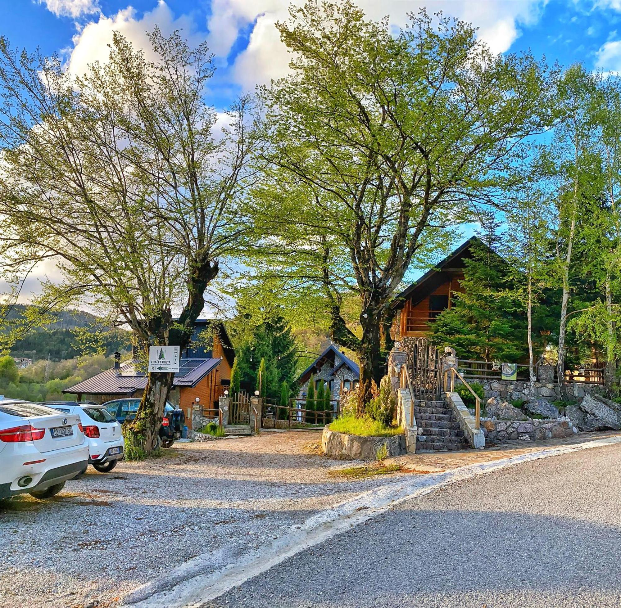 Chalet Kujta Peje Luaran gambar
