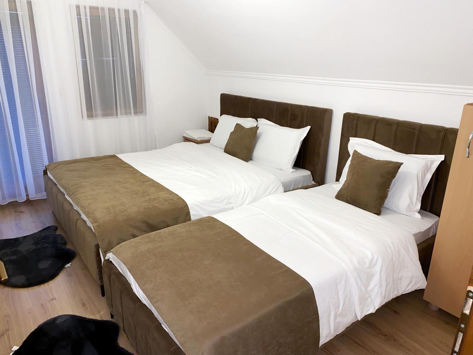 Chalet Kujta Peje Luaran gambar