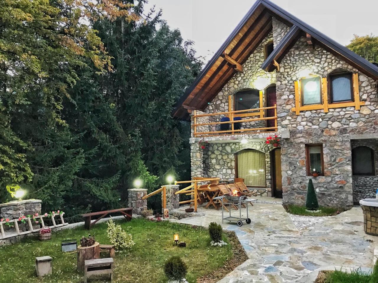 Chalet Kujta Peje Luaran gambar